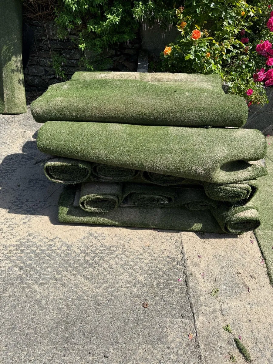 Astroturf/Artificial Grass Rolls - Image 4