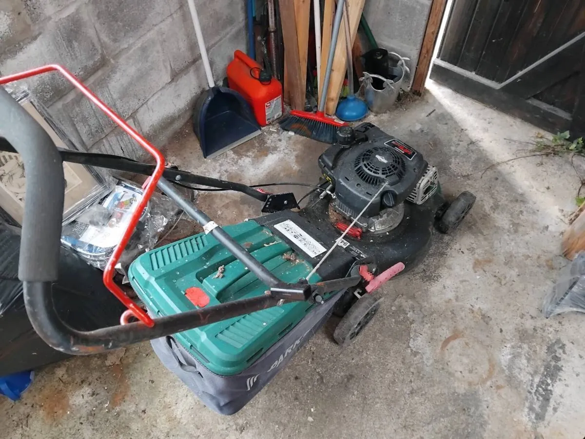 Self propelled motor mower, FREE to collect - Image 2