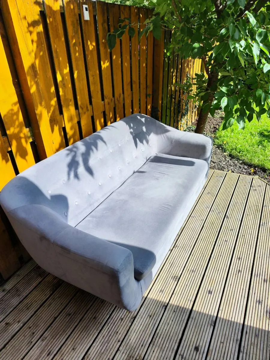 Sofa (2.5 seater) - Image 4