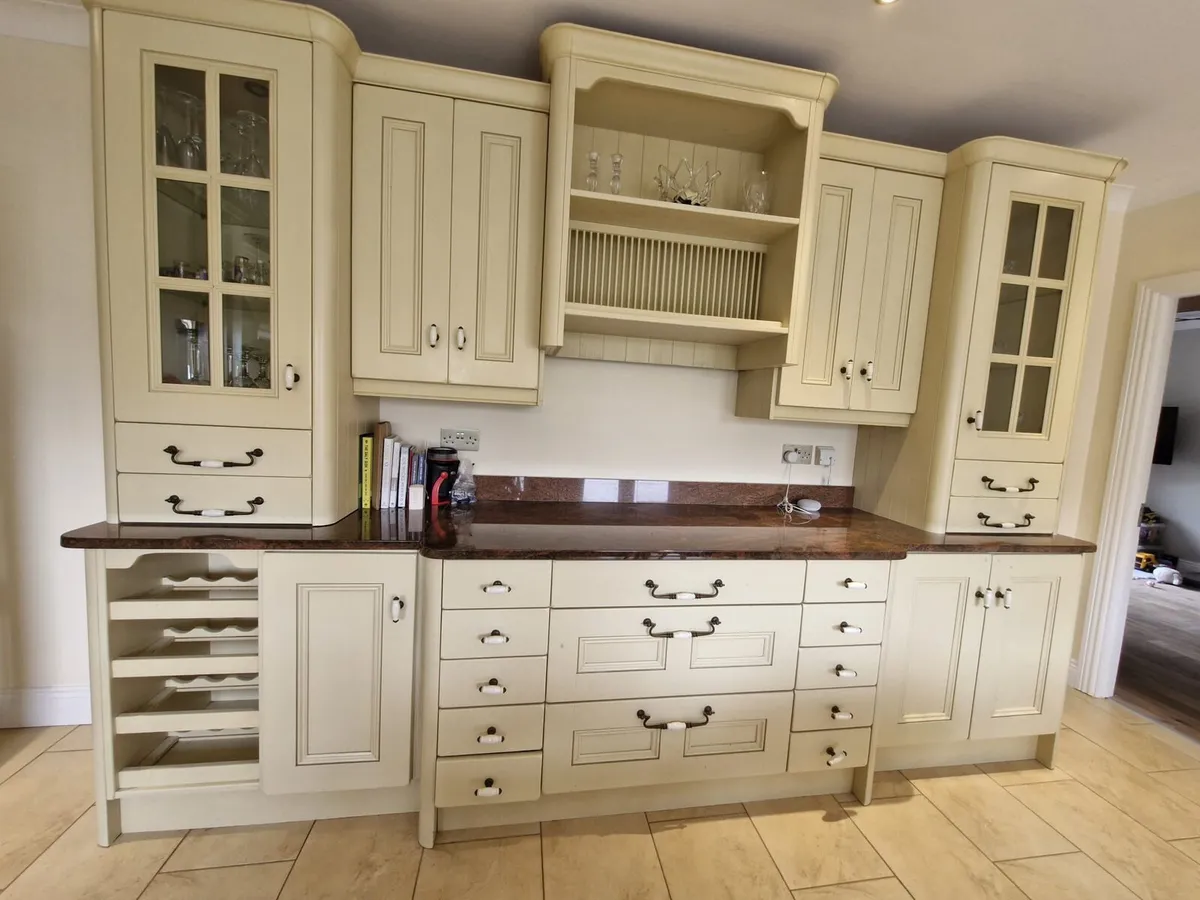 Solid Oak Kitchen - Image 4