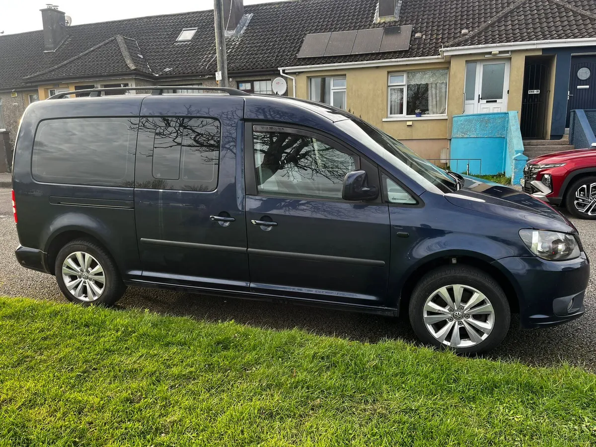Volkswagen caddy camper/7seater - Image 2