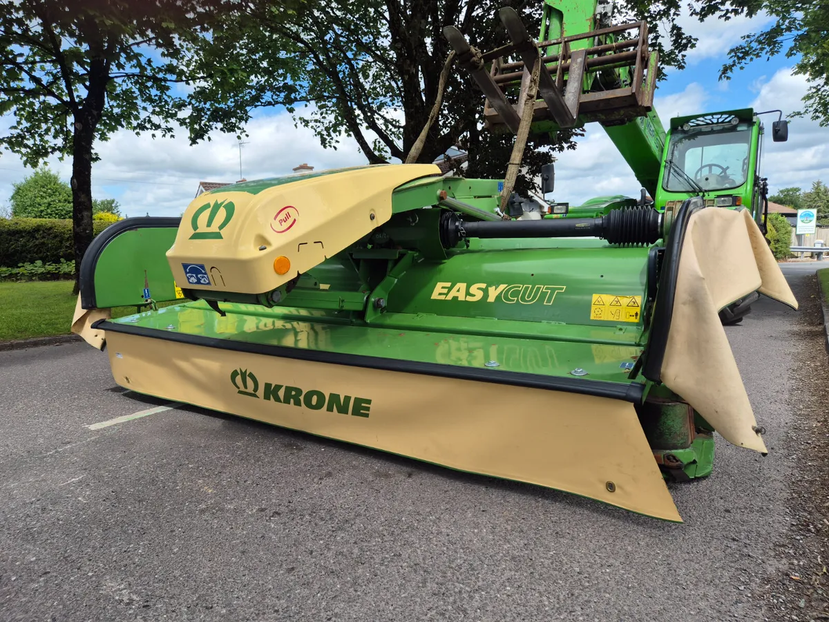 Krone ECF 320cv Pull Type - Image 1