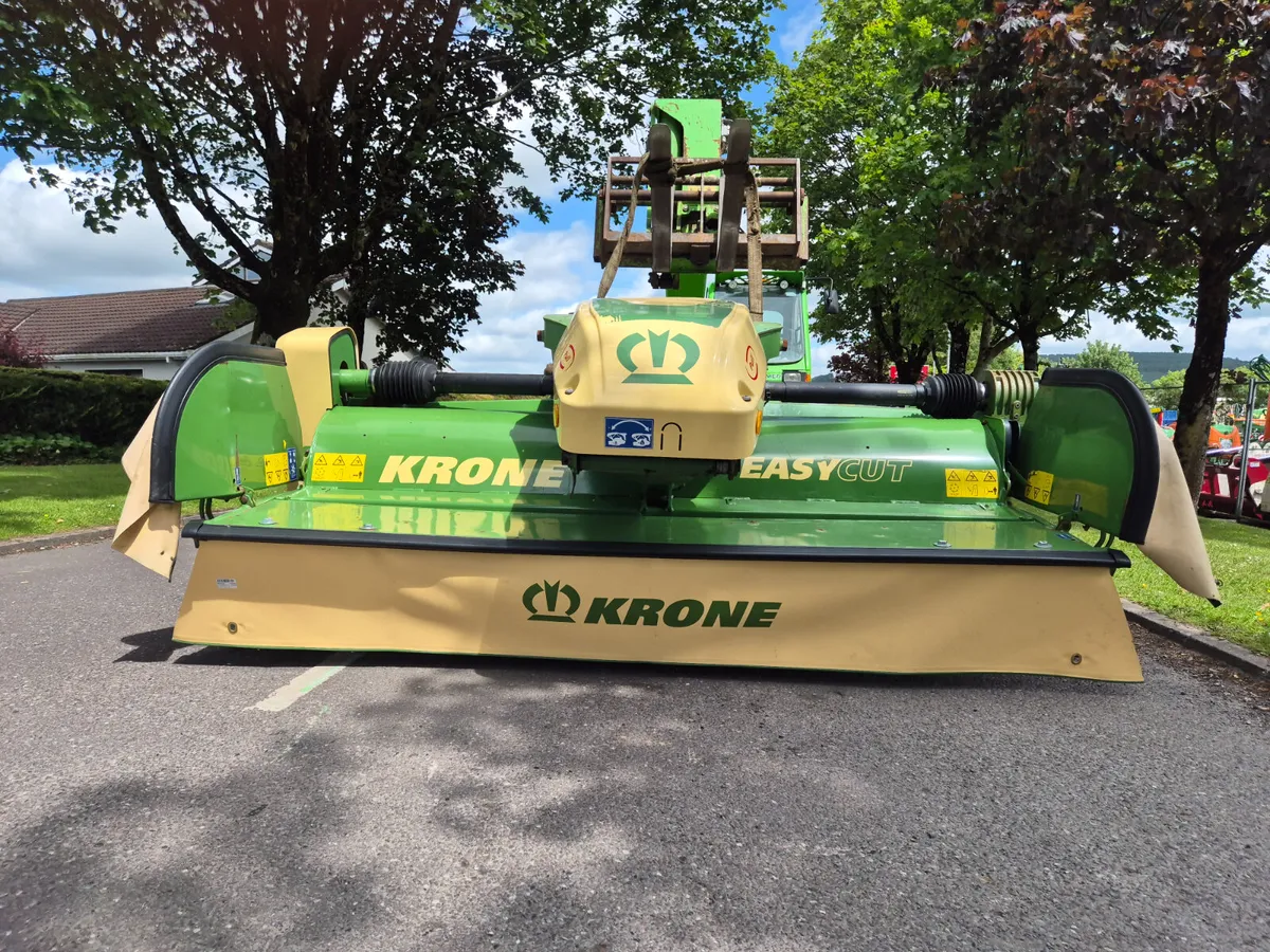 Krone ECF 320cv Pull Type - Image 2