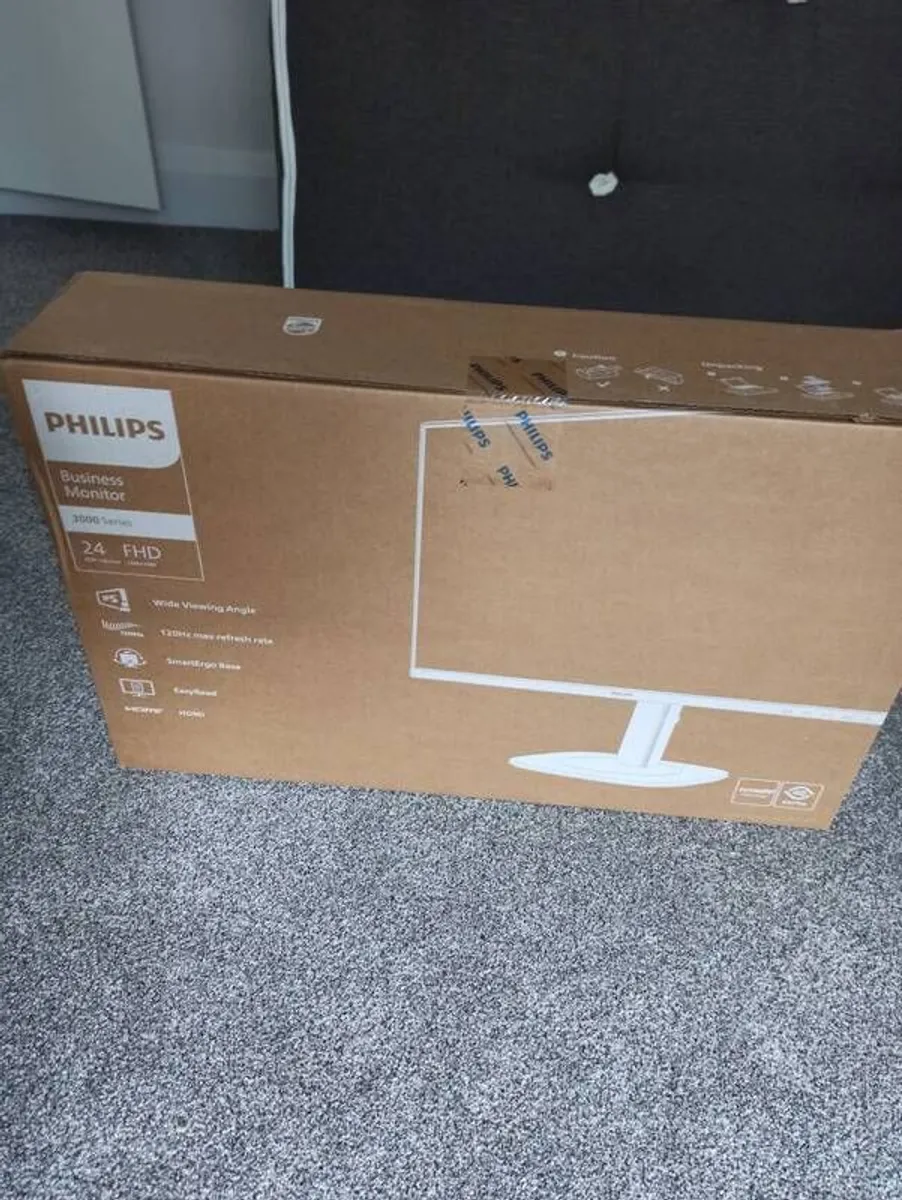 Philips 3000 Series 24" Monitor - Image 3