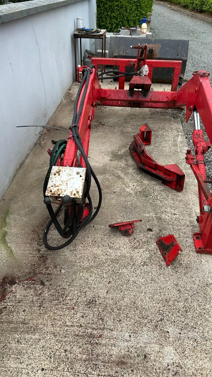 Loader - Image 2