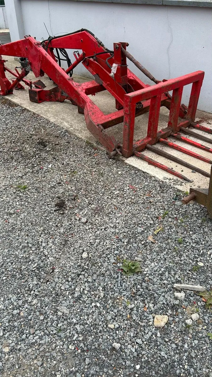 Loader - Image 1