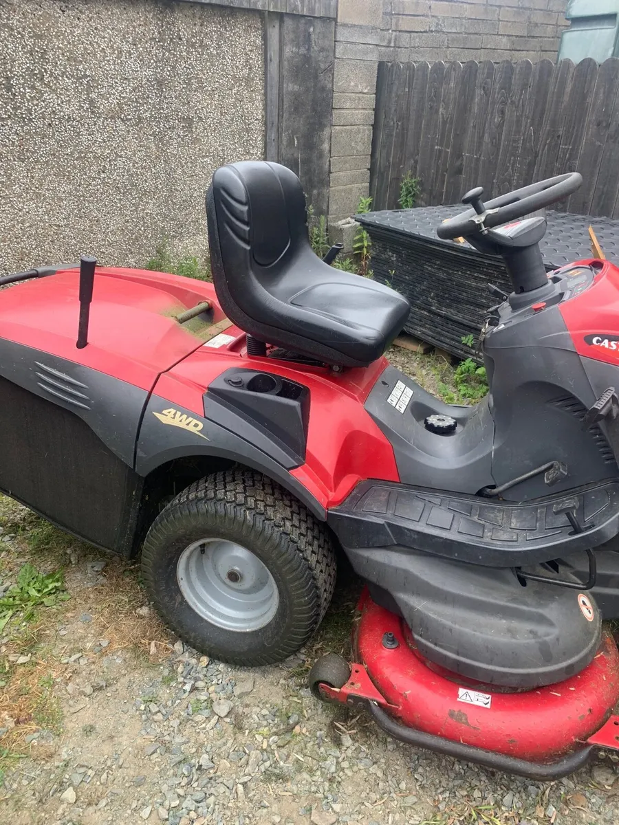 Castle garden ride on four wheel drive lawn mower - Image 2