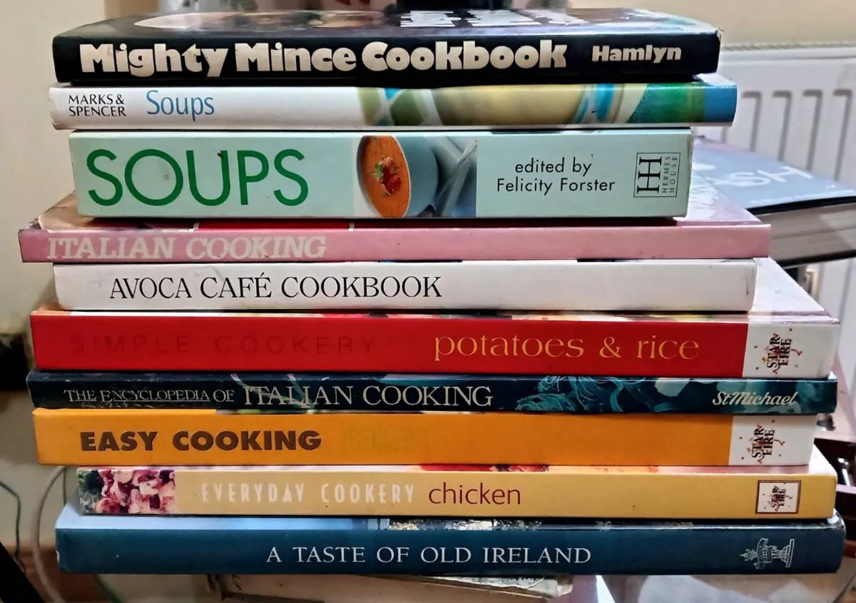Ten Cookery Books - Image 1