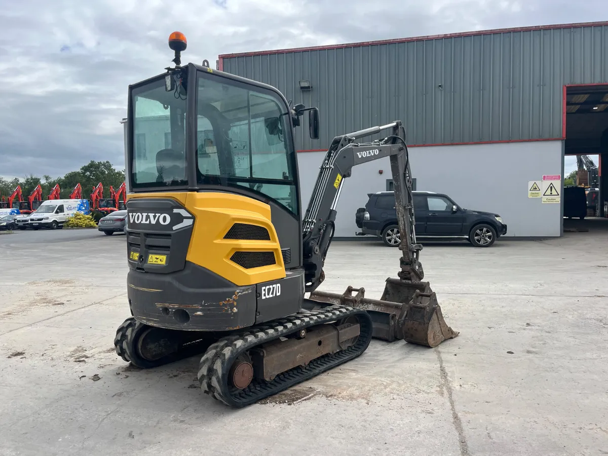 2018 Volvo EC27D Mini Excavator - Image 4