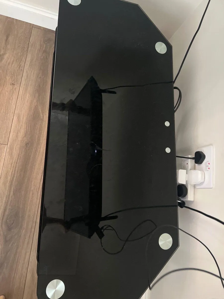 Black Glass Tv Stand - Image 3