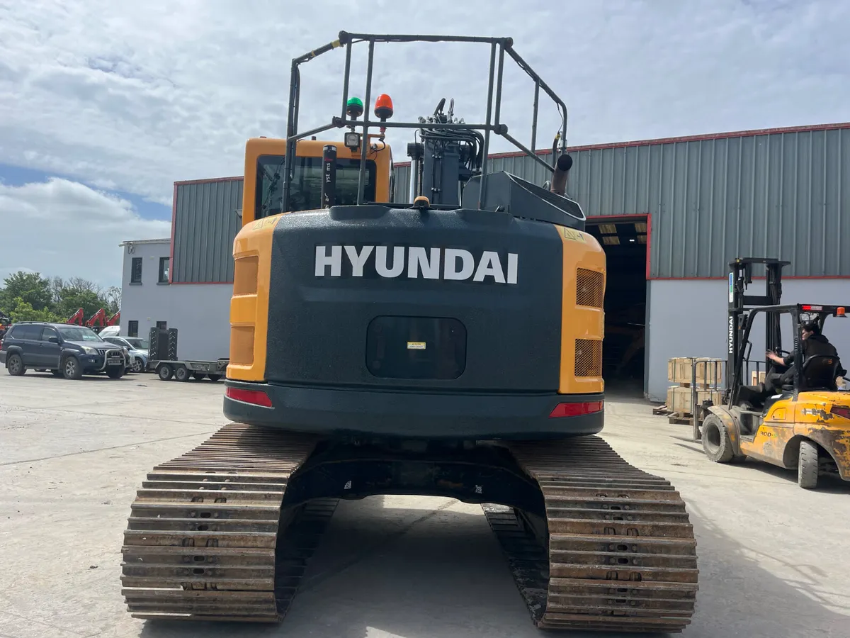 2023 Hyundai HX145ALCR - Image 4