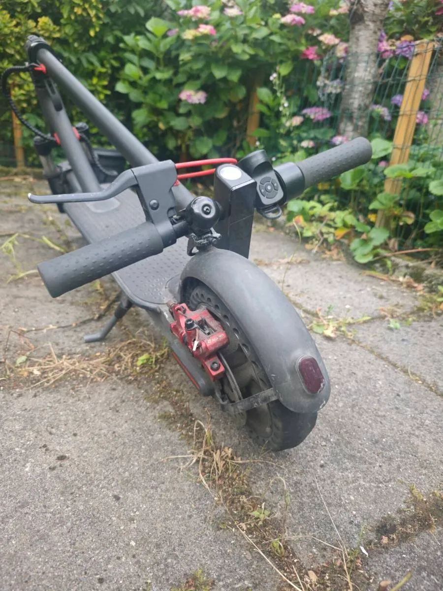 Original Xiaomi M365 pro scooter (Upgraded) - Image 3