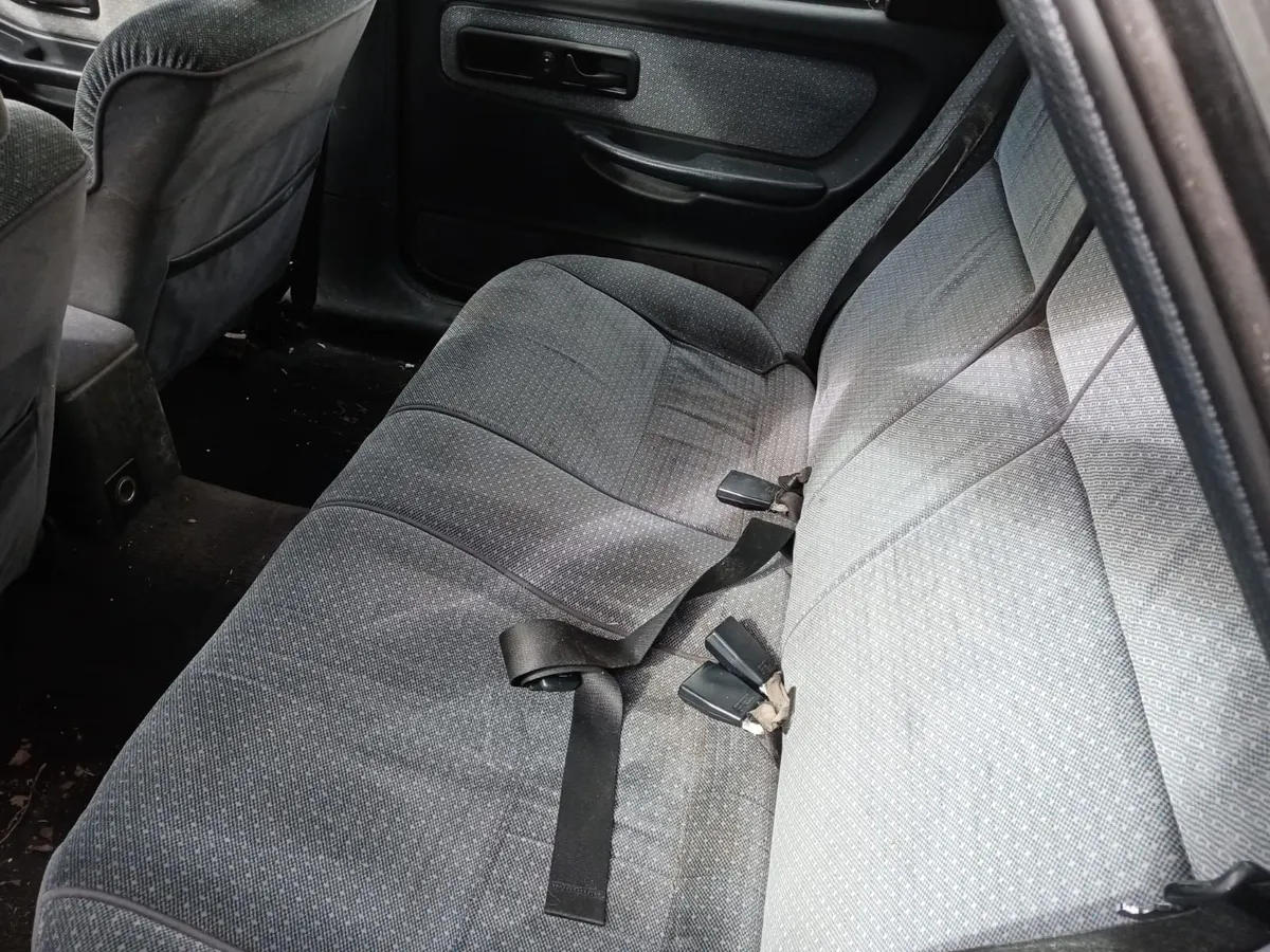 Ford Granada 1993 - Image 2