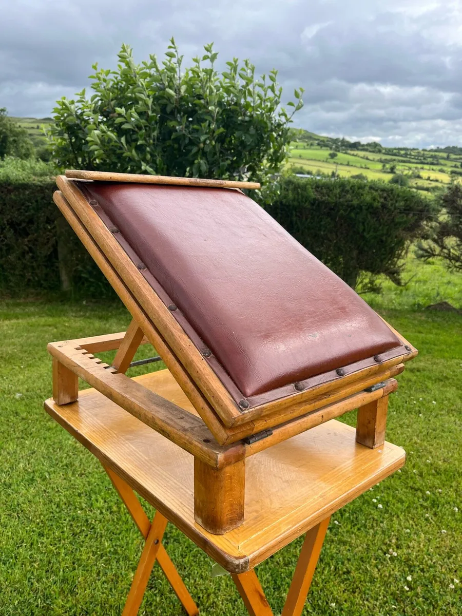 Vintage foot stool - Image 4