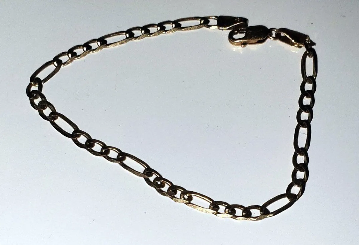Vintage Hallmarked 9ct Gold Figaro Bracelet - Image 4