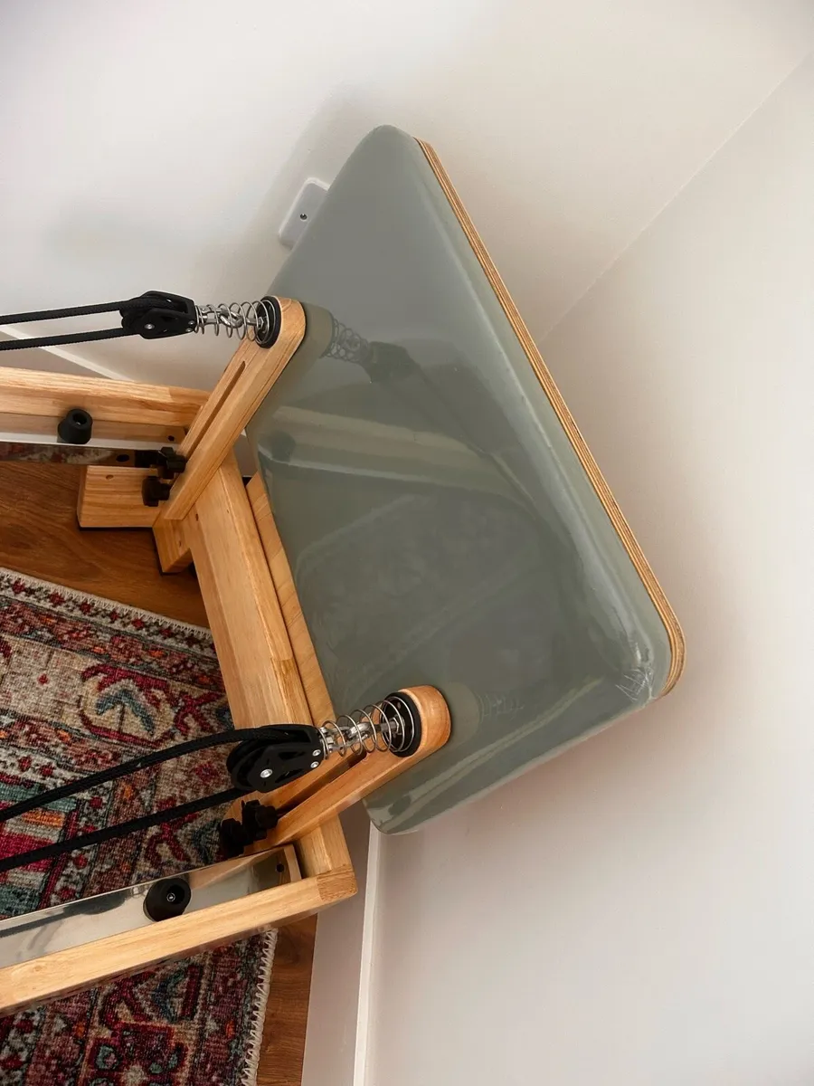 Pilates reformer - Image 3