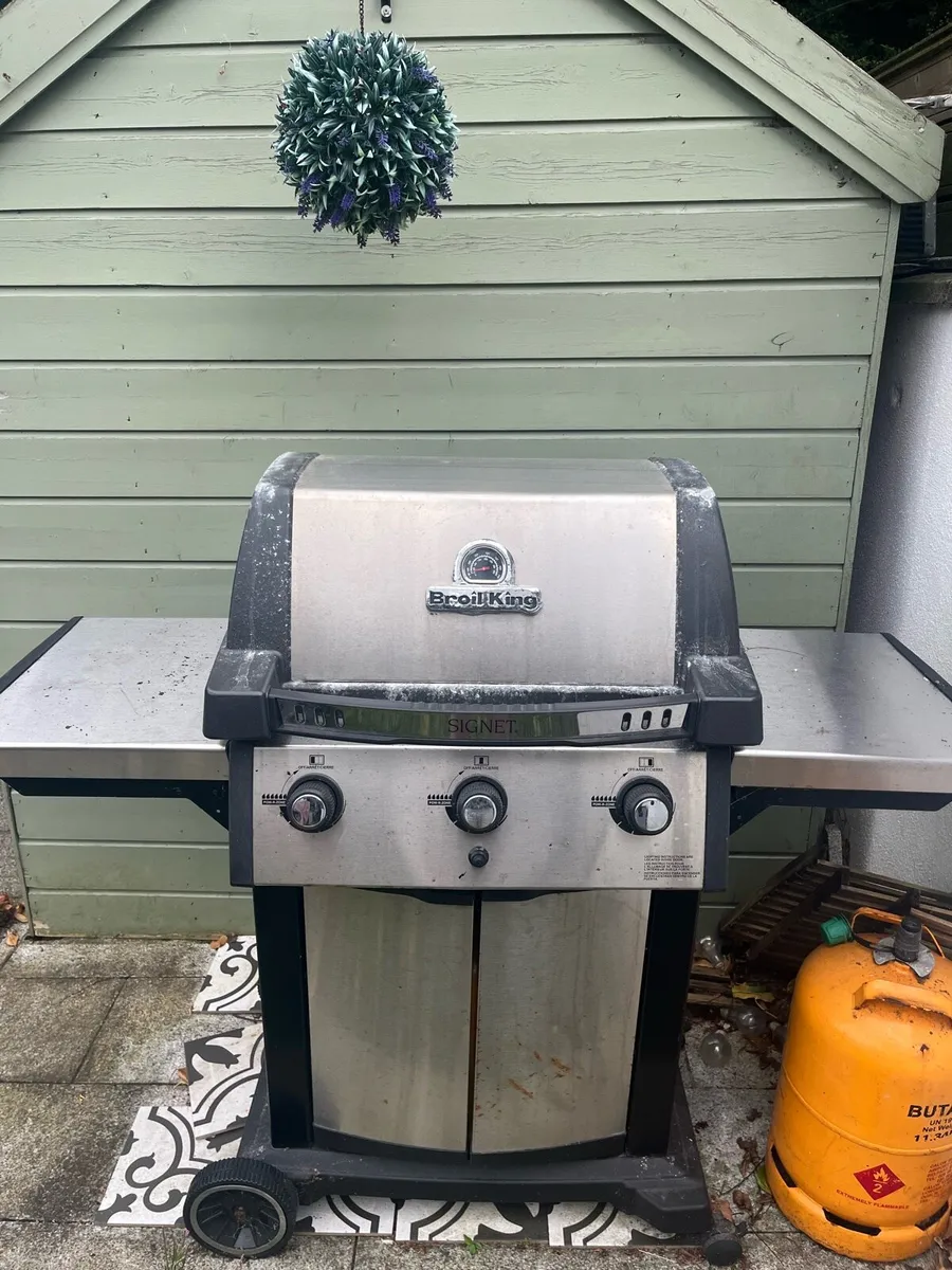 Broil King Signet Gas BBQ - Image 2