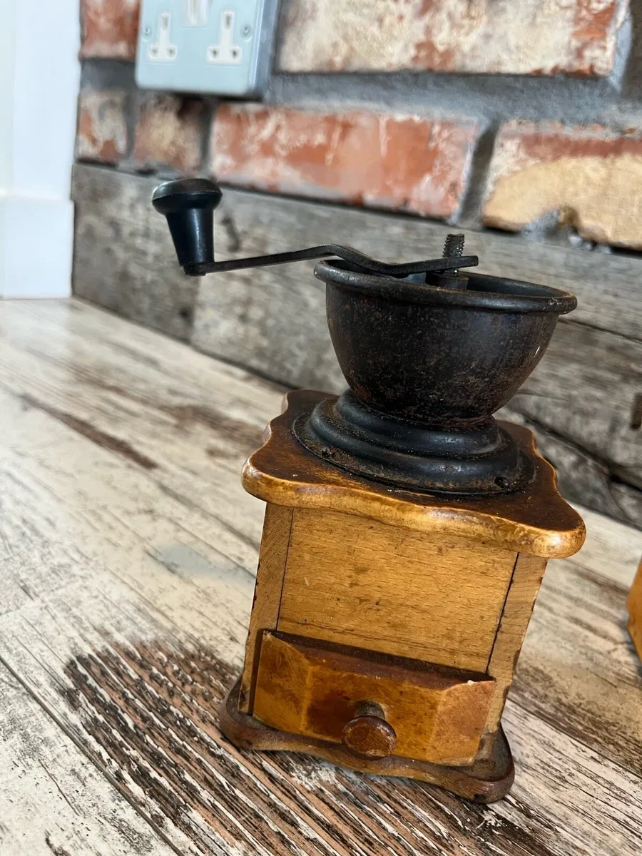 Vintage Coffee grinders - Image 3