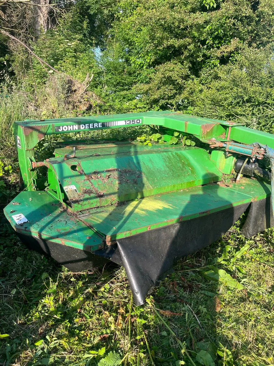 Breaking john deere mower - Image 1