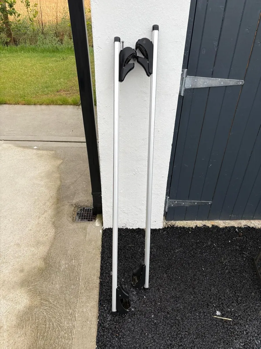Halfords Roof Box & Roof Bars - Image 4