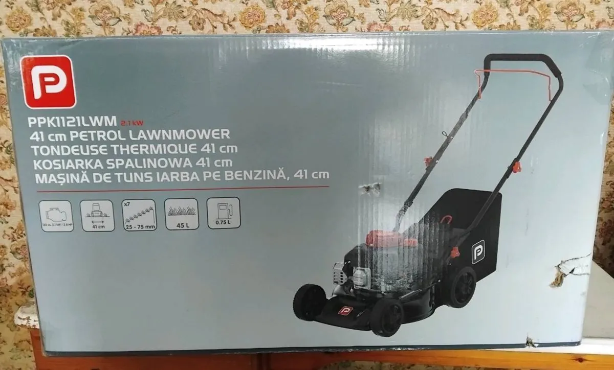 Petrol lawnmower brand new in box not used - Image 2