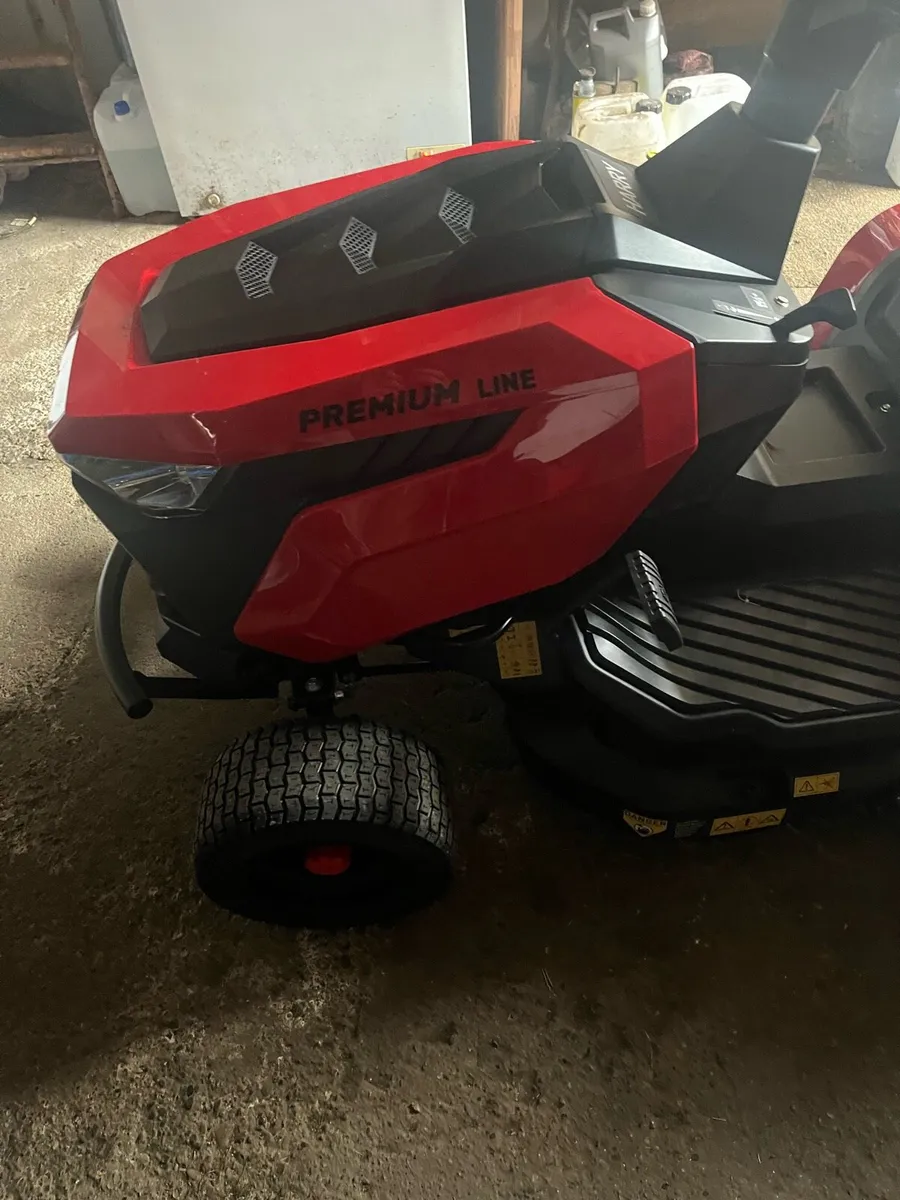Harry tractor mower - Image 2