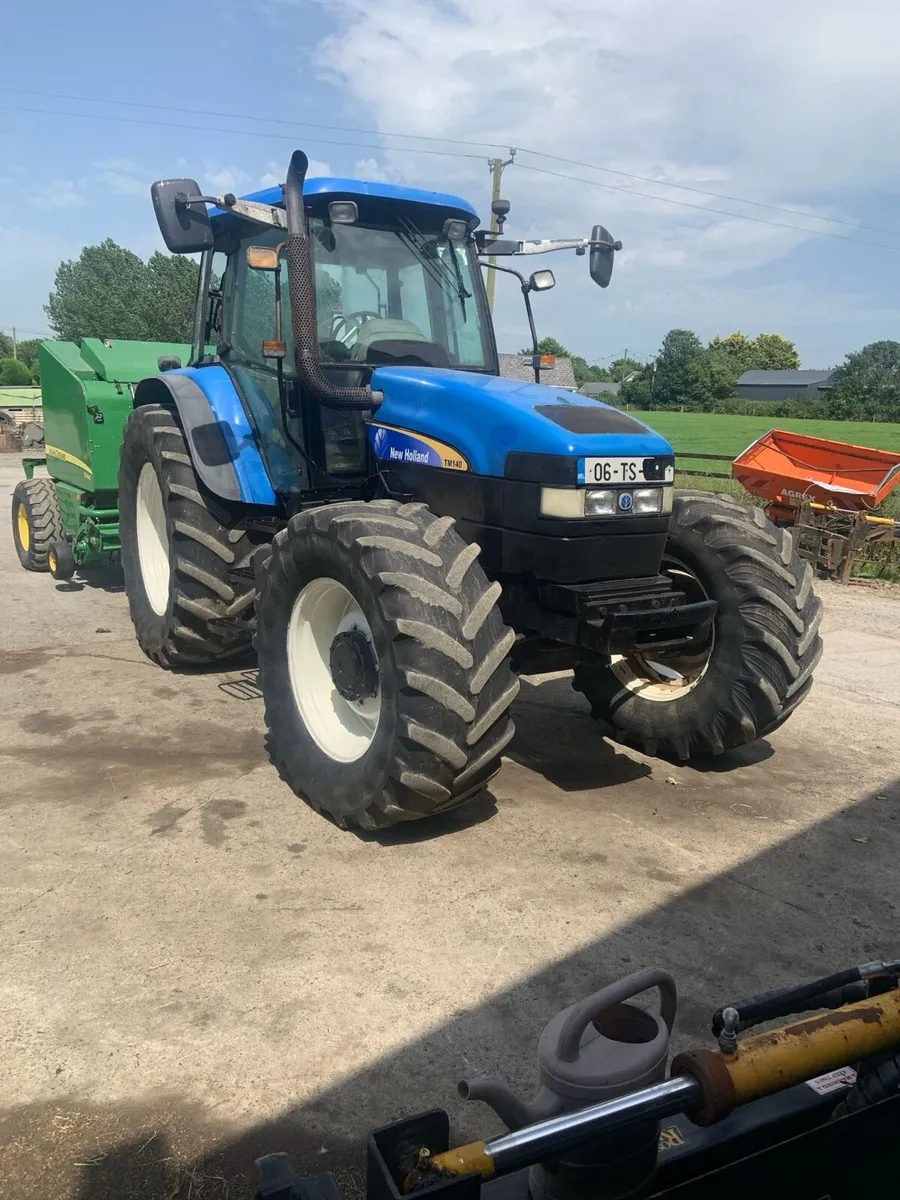New Holland TM 140 - Image 1