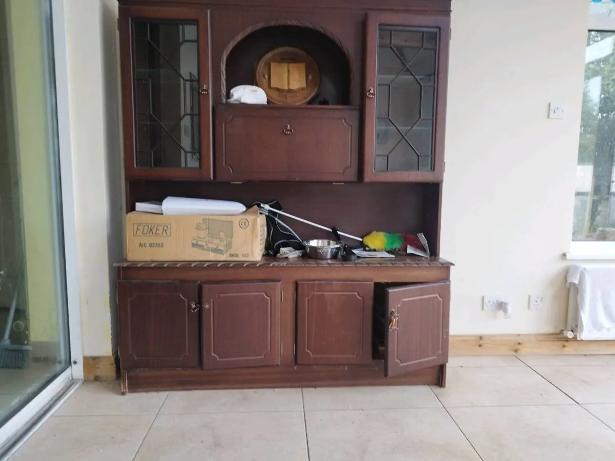 Lovely cabinet real maegony - Image 1