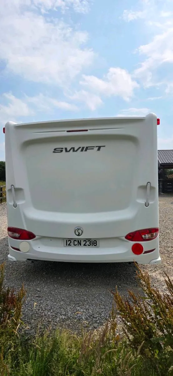 2011 swift challenger - Image 3