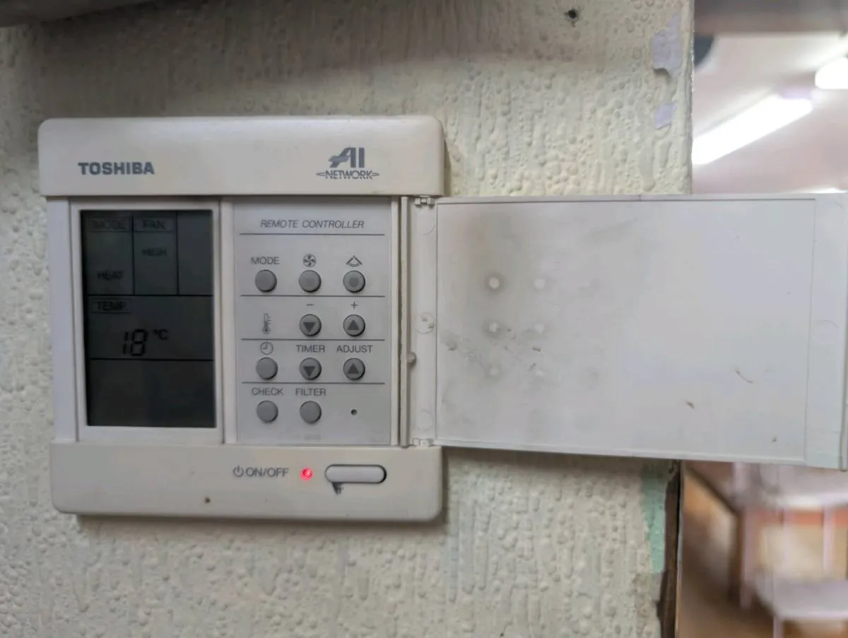 Toshiba 3 phase Air Conditioning system - Image 4