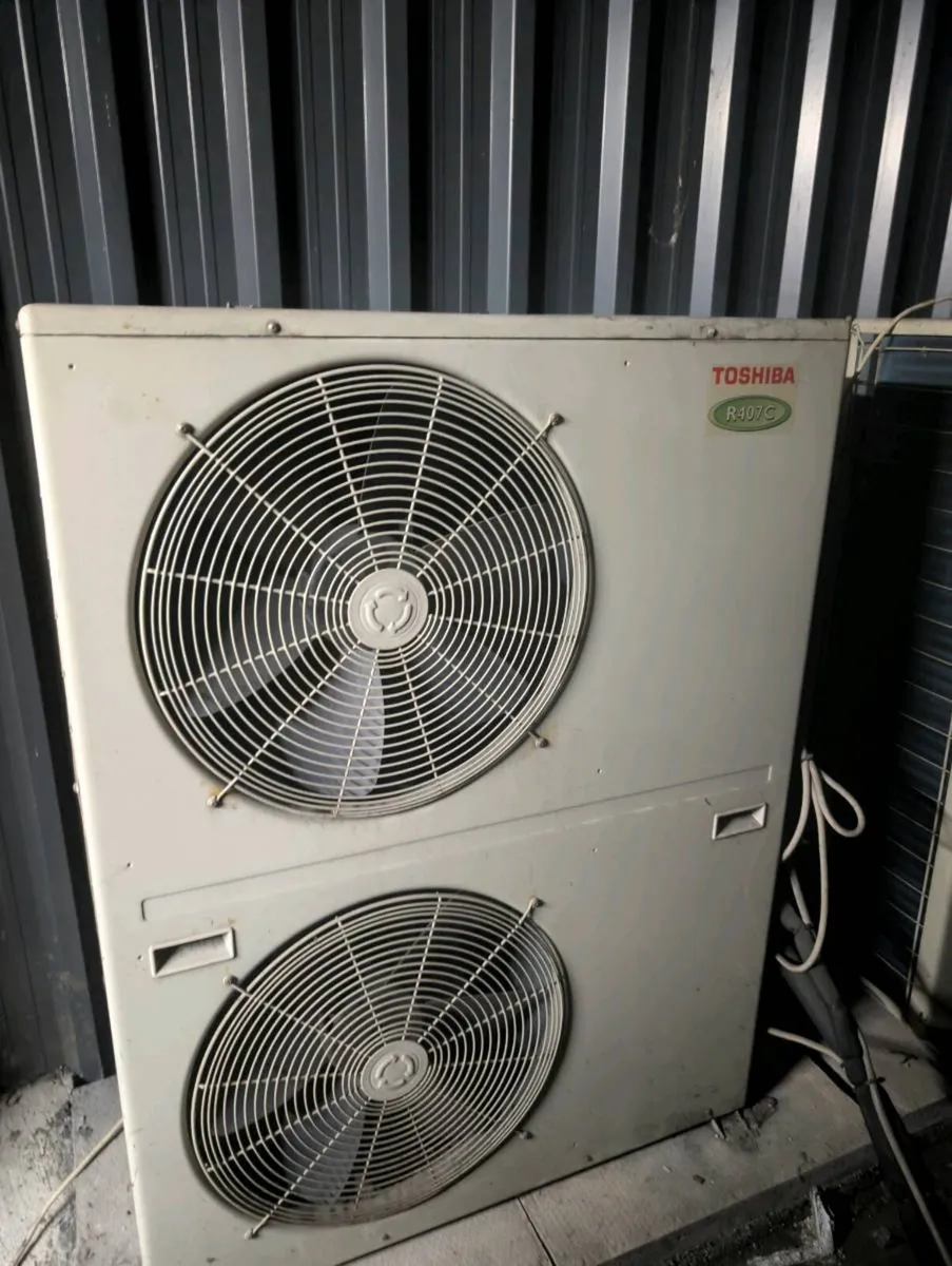 Toshiba 3 phase Air Conditioning system - Image 1