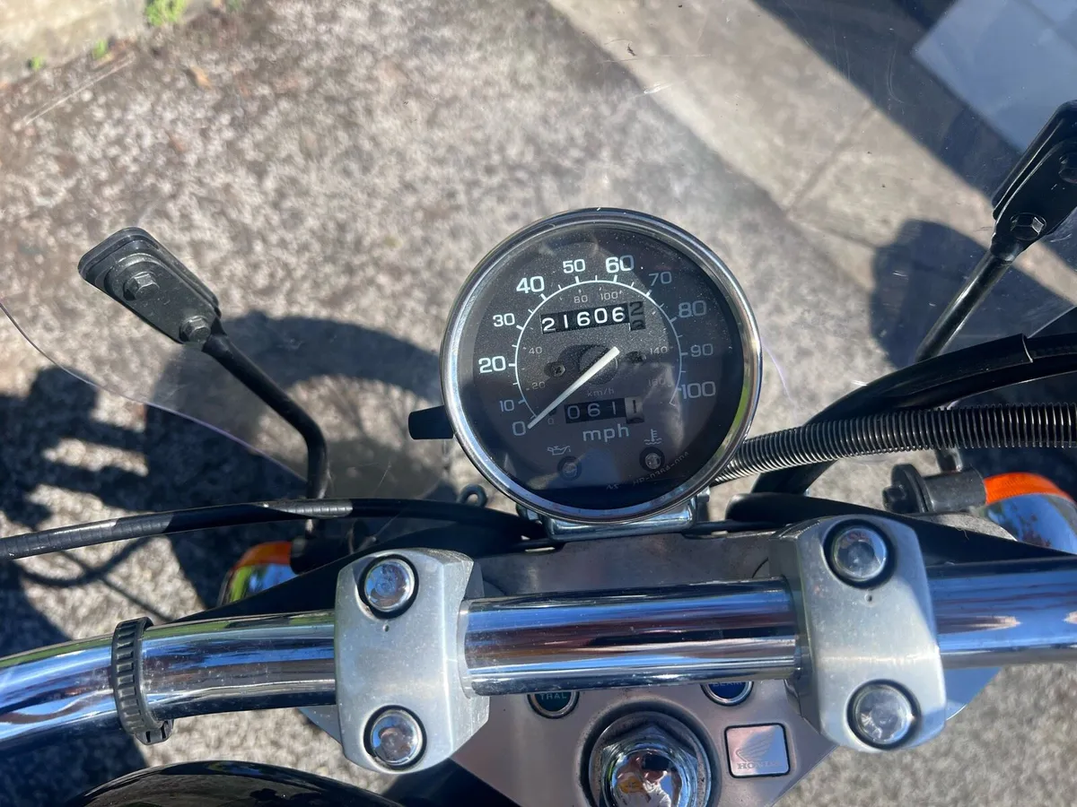 Motorcycle - Image 4