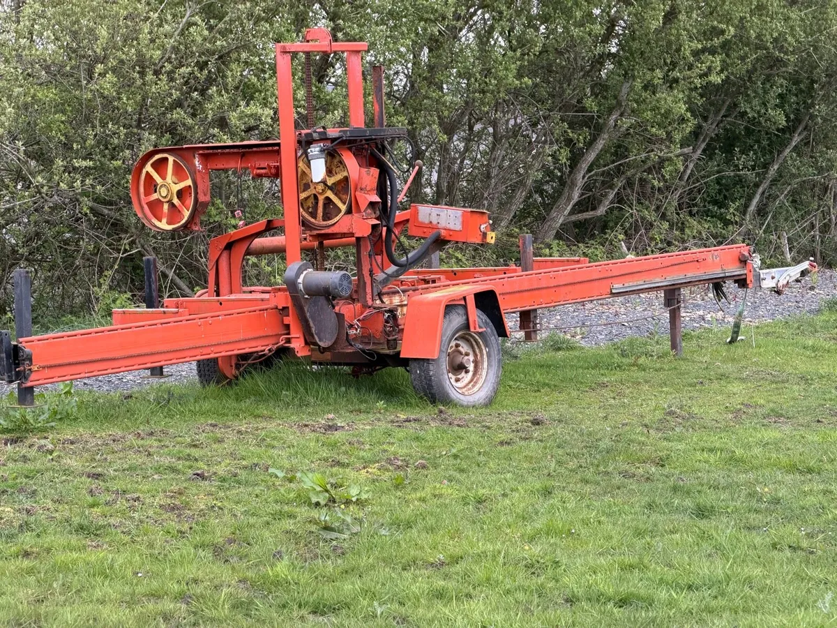 Woodmizer LT40 Super Hydraulic road towable sawmil - Image 1