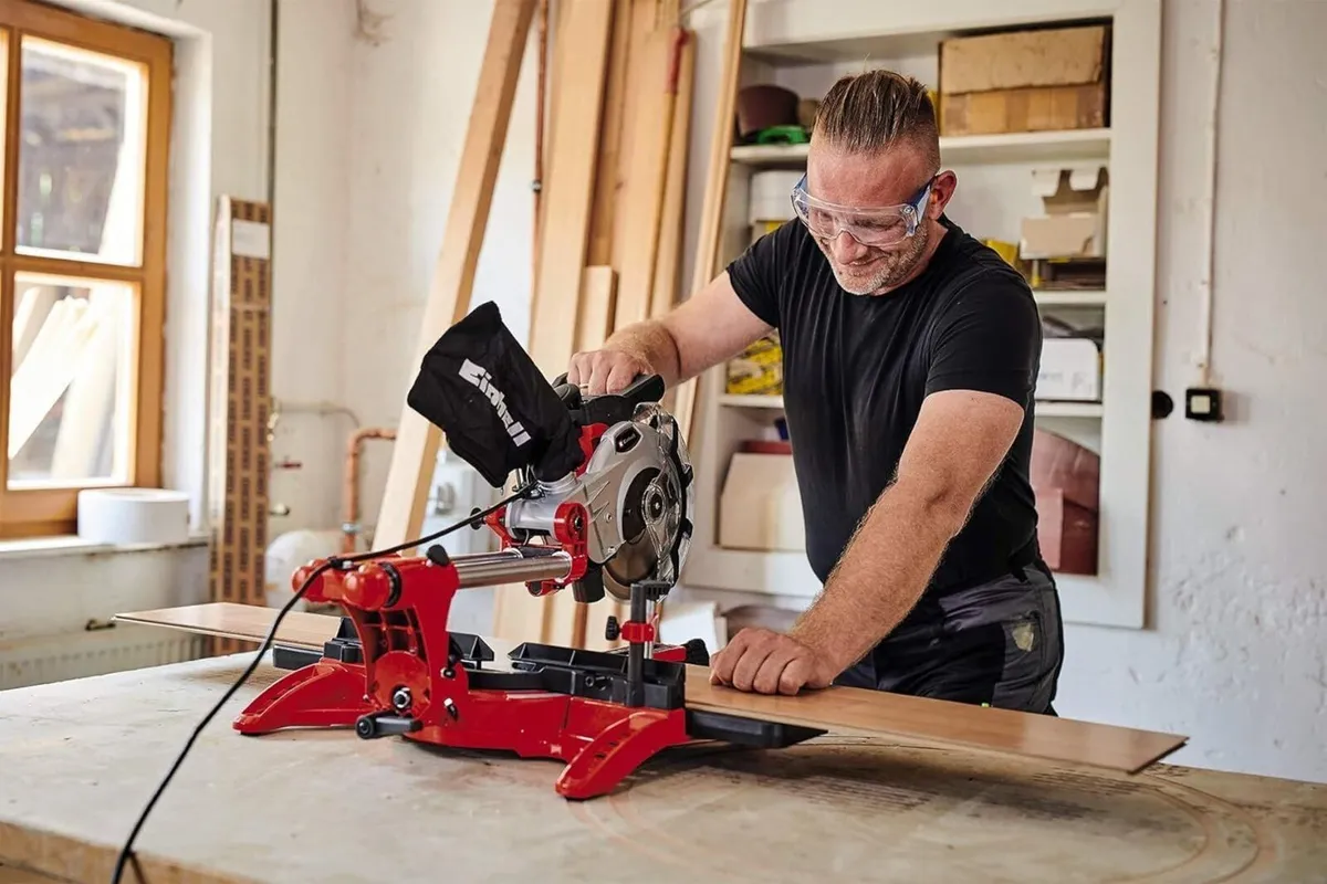 Einhell Dual Bevel Sliding Mitre Saw 1800W - Image 2