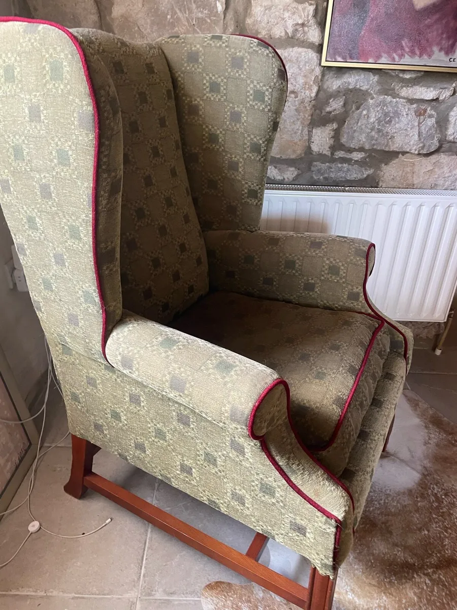 2 Wingback Chairs - Image 3