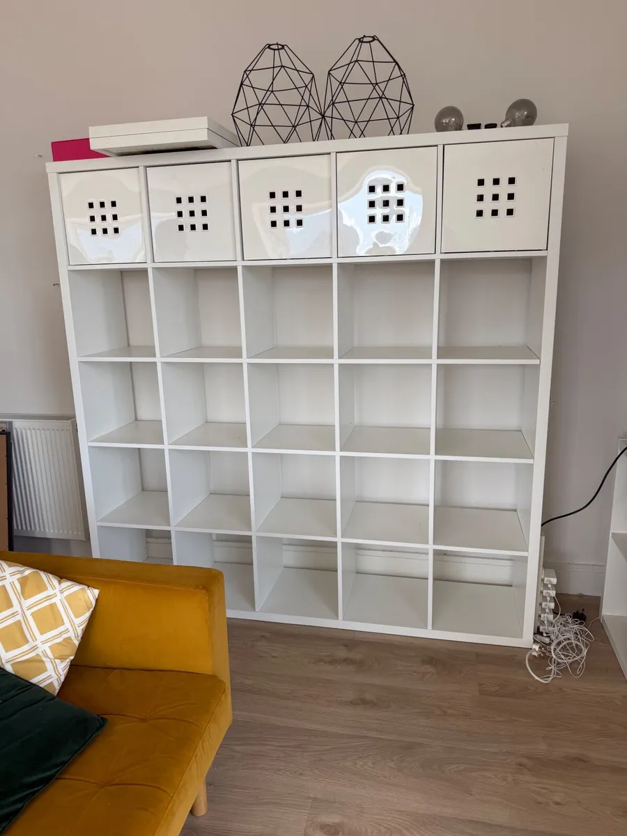 Ikea kallax  shelf unit - 5x5