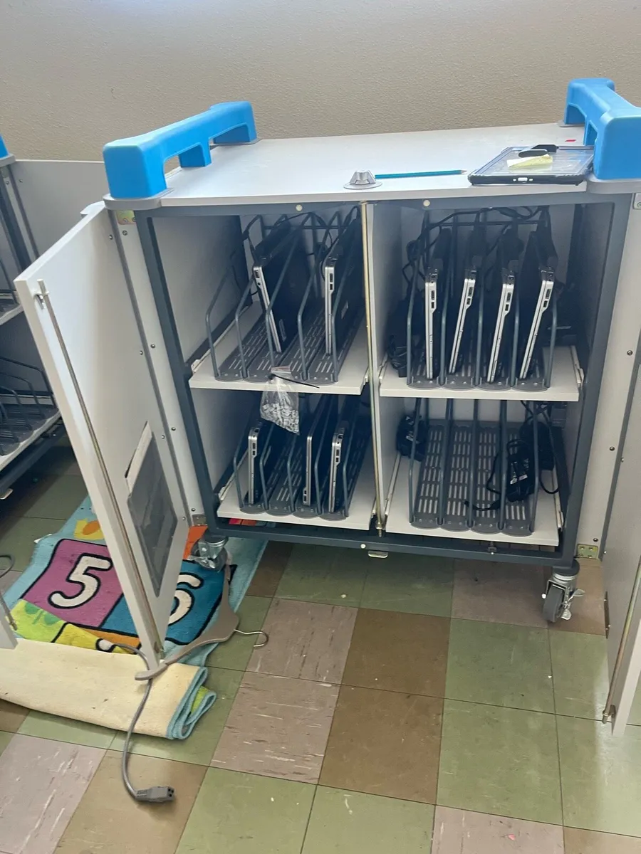 Computer trolley - Image 1