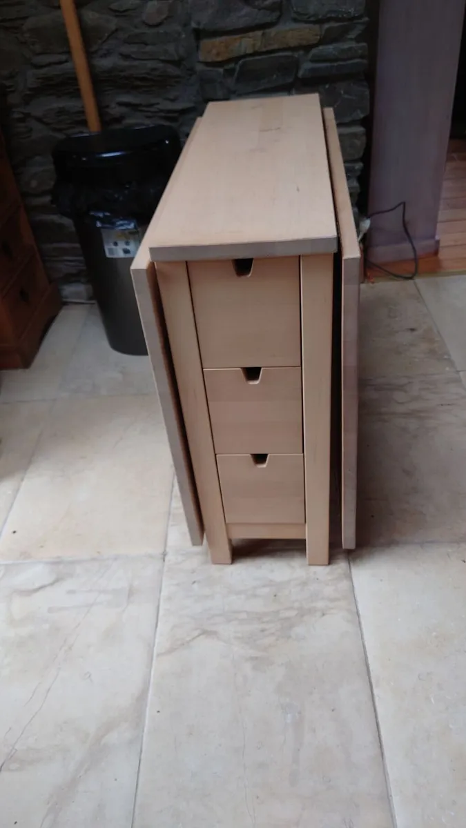 Space saving kitchen or craft table - Image 1