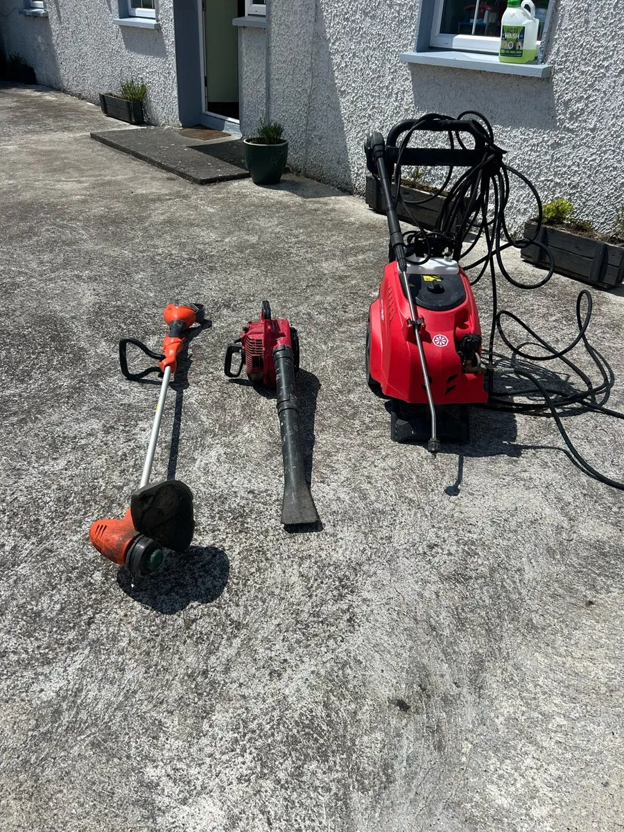 Power washer, strimmers, leaf blower - Image 1