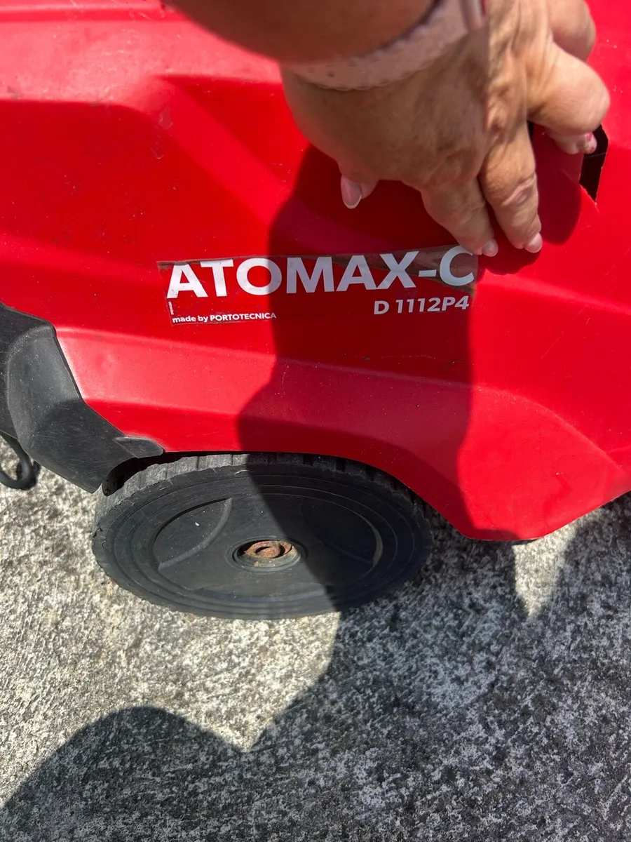 Power washer, strimmers, leaf blower - Image 3