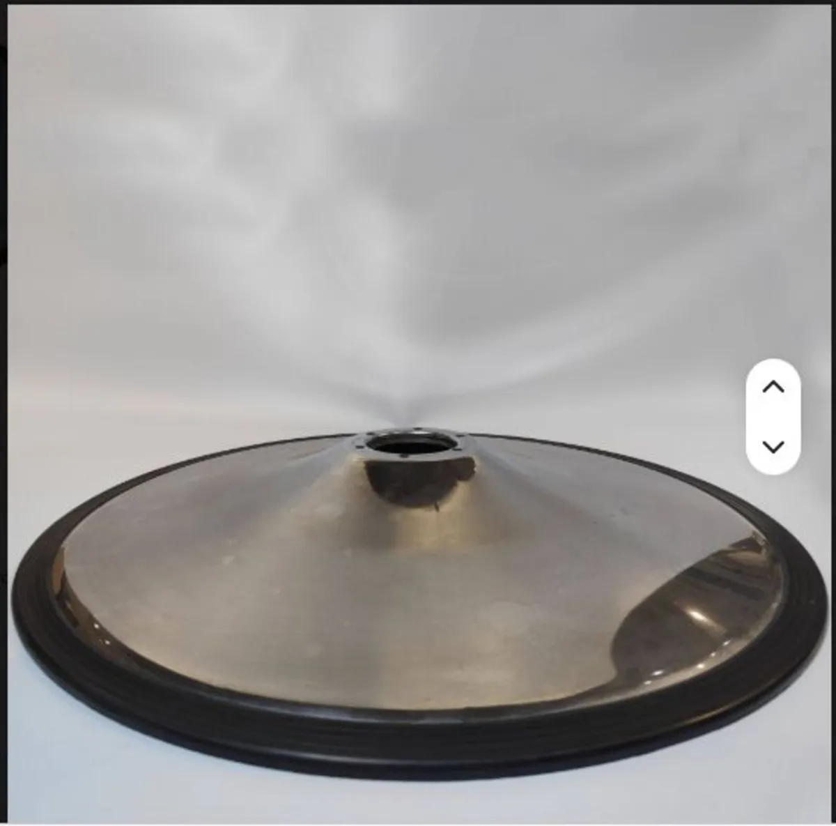 Barber Chair Base hydraulic pump - Image 2