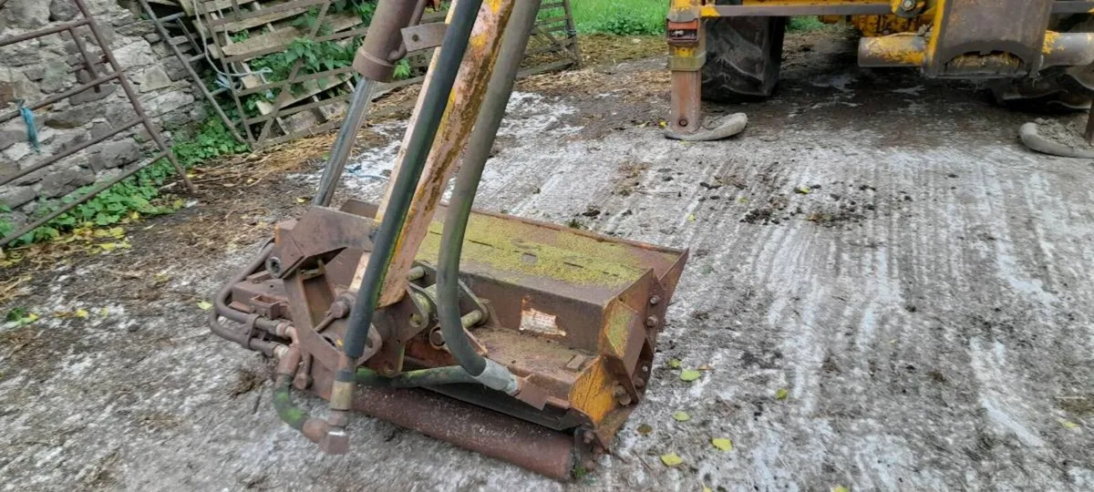 McConnell Hedgecutter - Image 3