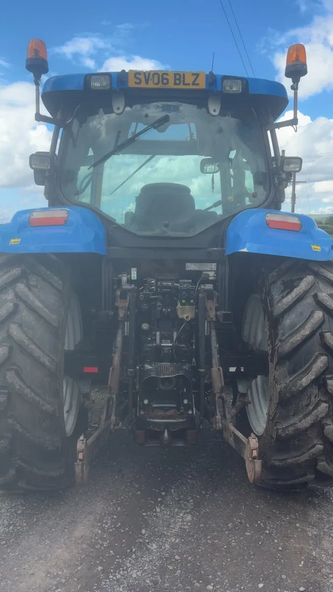 New Holland TS115A - Image 3