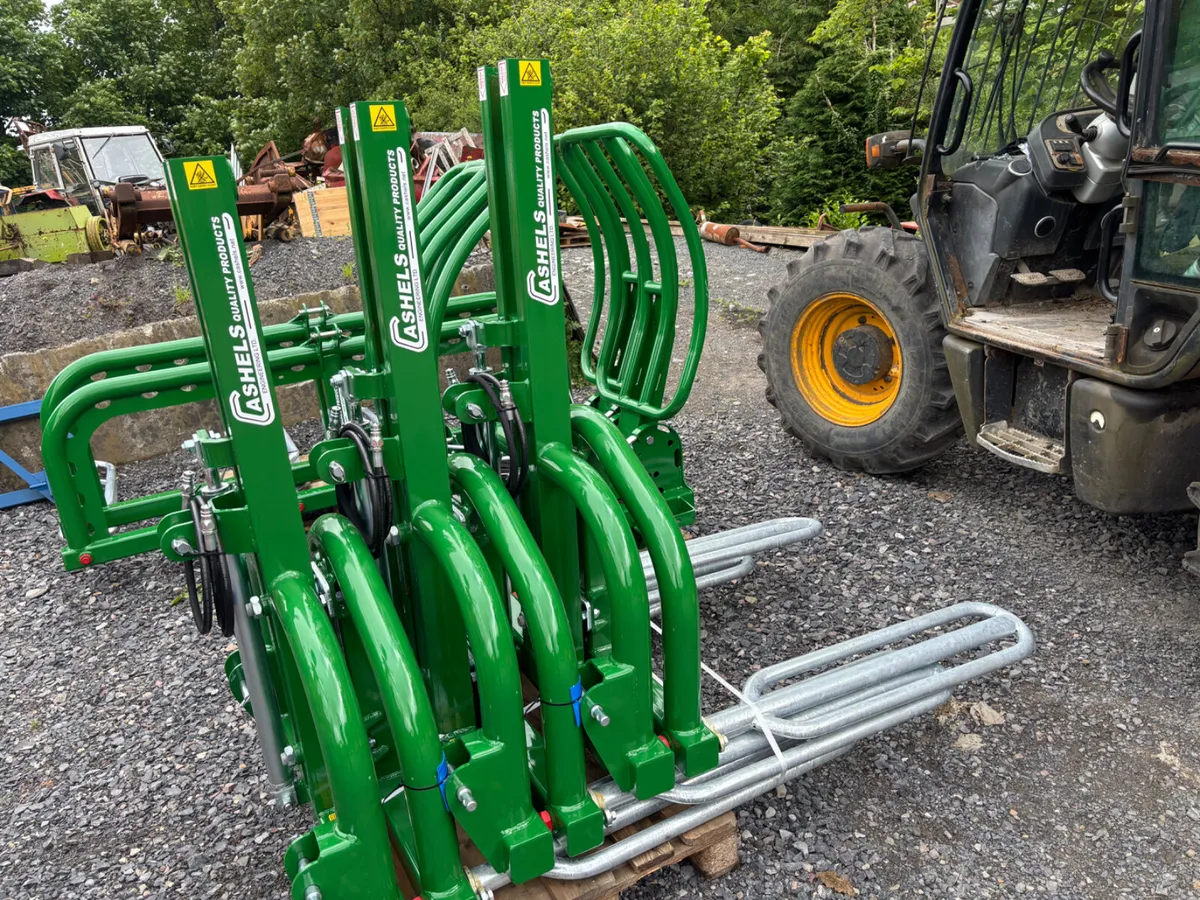 Cashels Bale Handlers in Stock!!! - Image 2