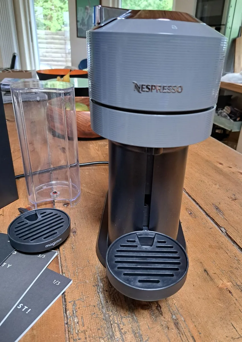 Nespresso machine - Image 1