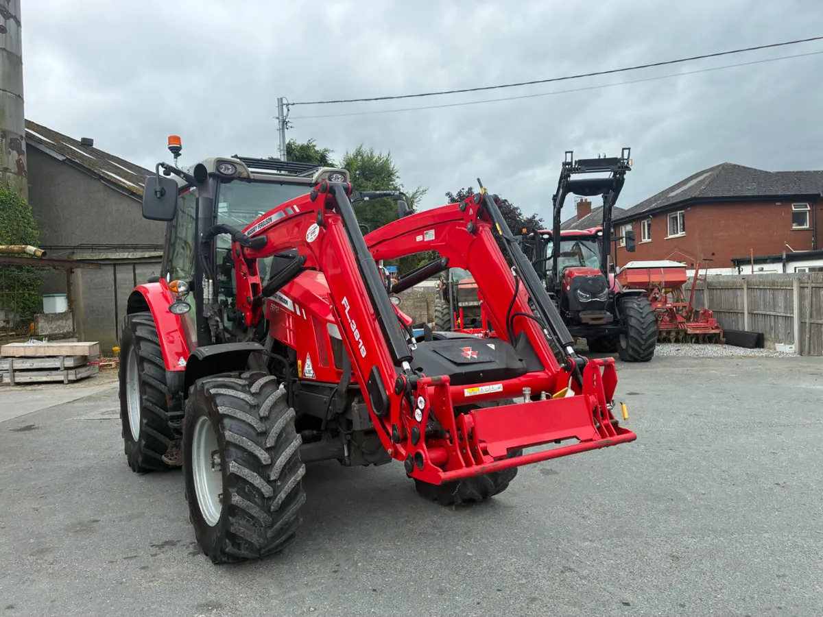 Massey Ferguson 5612 dyna 4 - Image 4