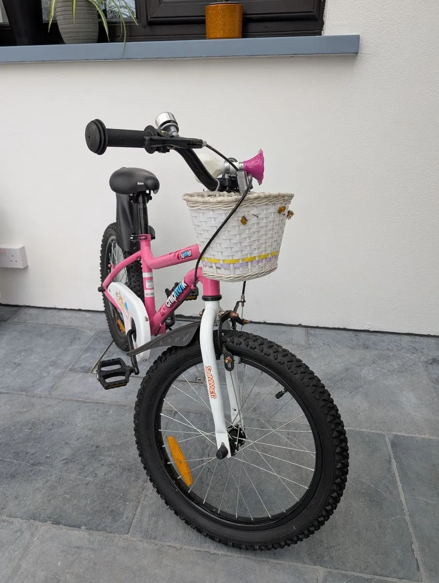 18 Inch Chipmunk Kids Bike, like new - Image 3