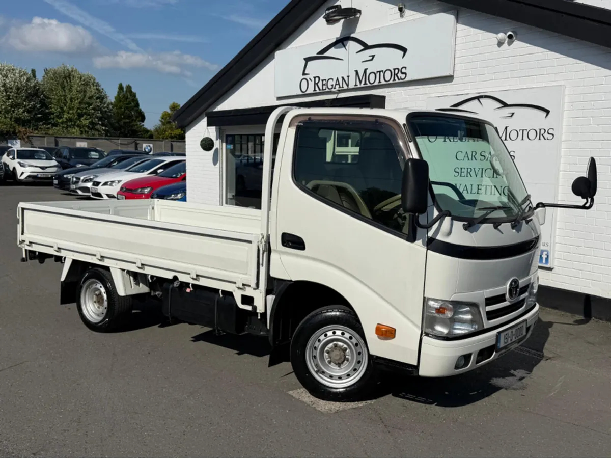 Toyota Dyna DYNA 3.0 D4D 3.5T AUTO - Image 1