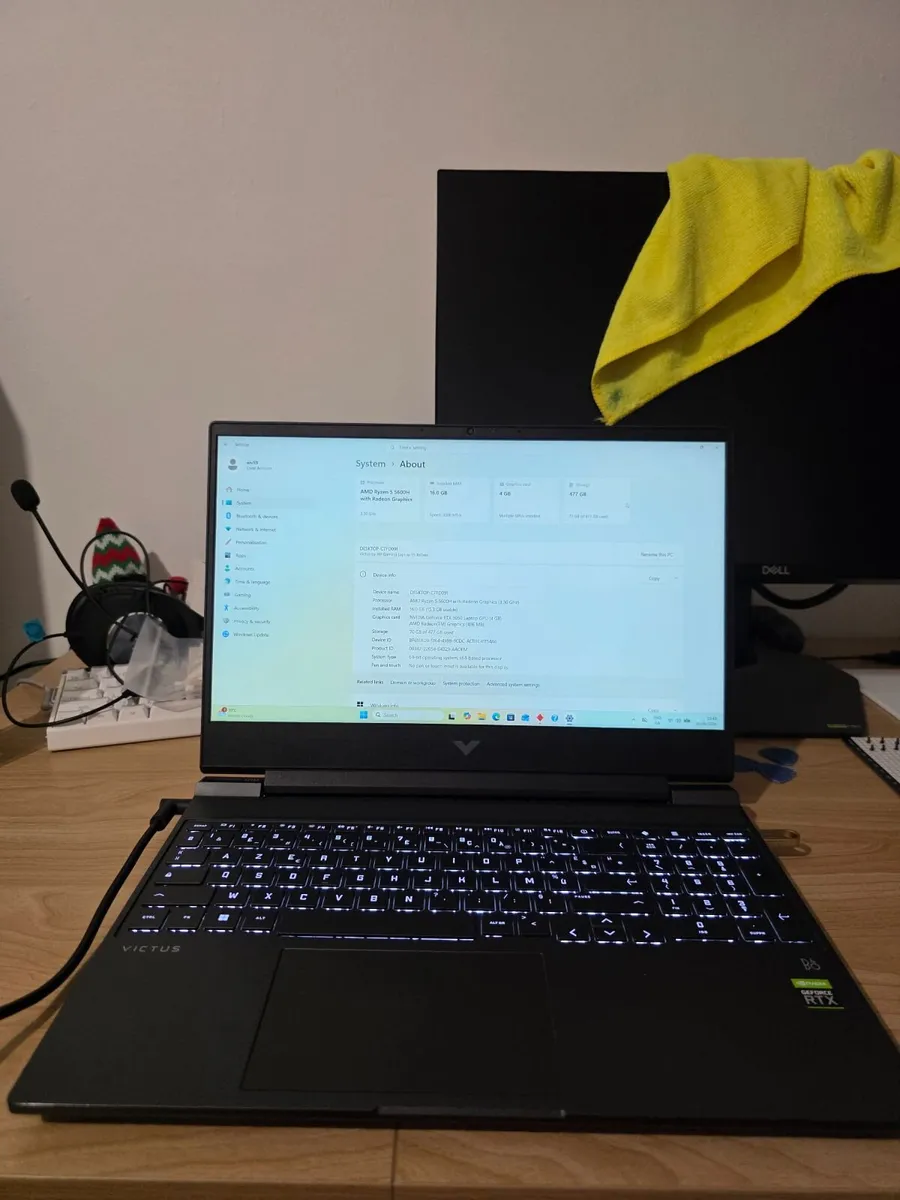 HP Victus 15 | Ryzen 5 5600H | RTX 3050 | 16GB - Image 1