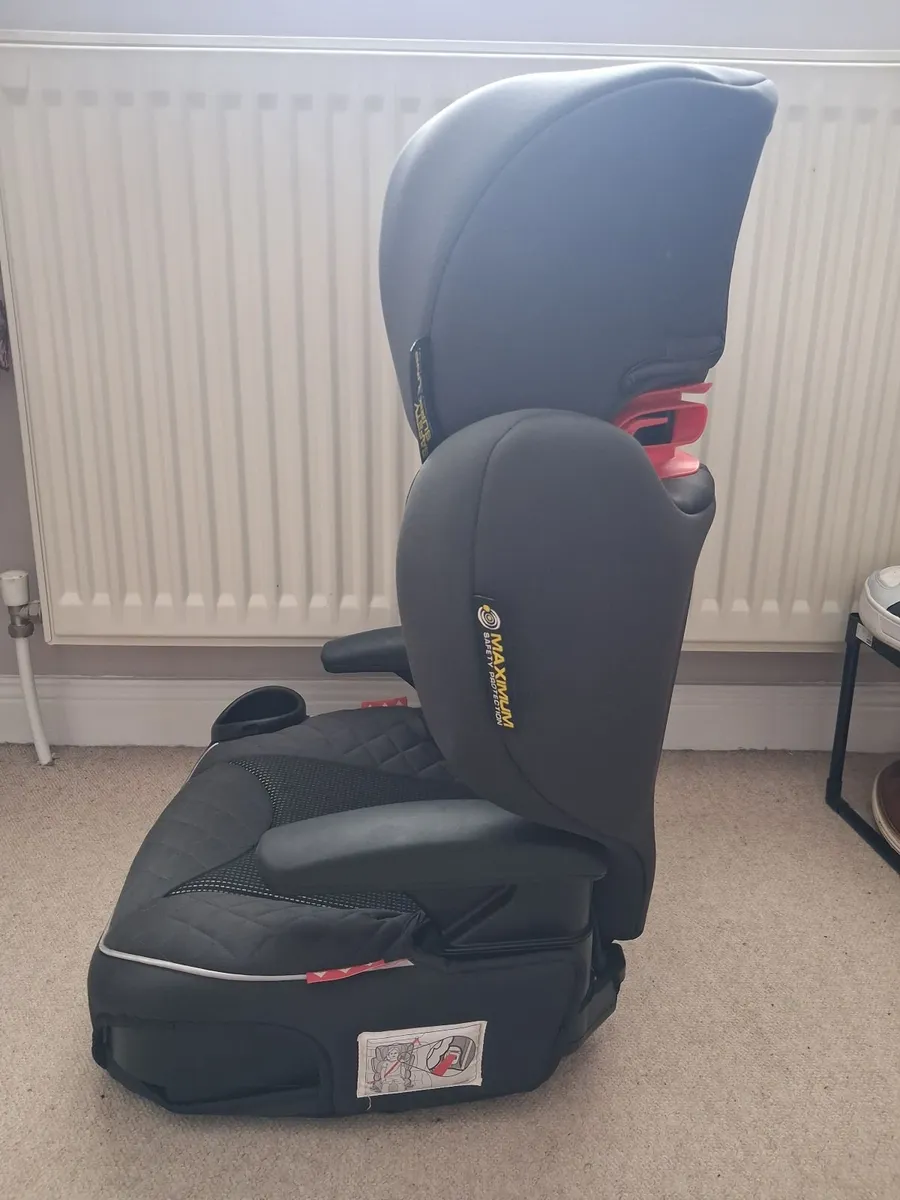 Graco Affix Car Seat - Image 3